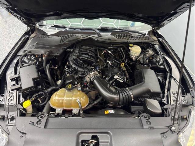 2016 Ford Mustang V6