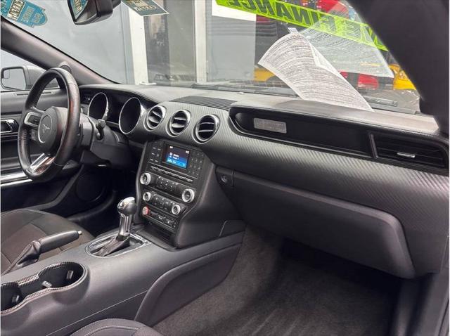 2016 Ford Mustang V6