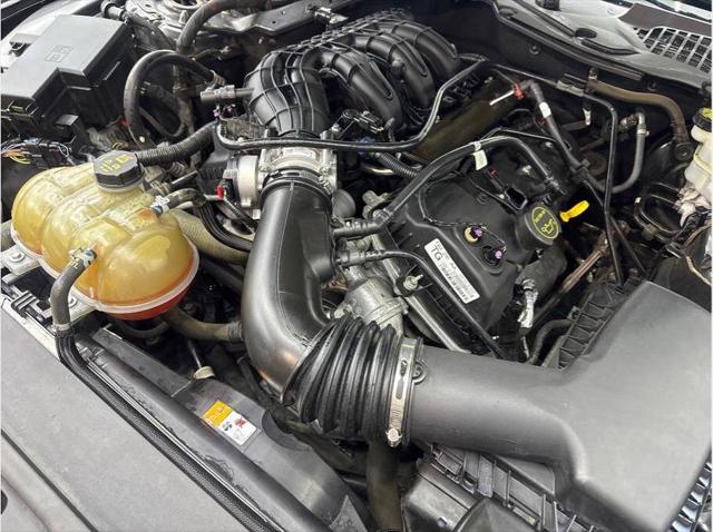 2016 Ford Mustang V6