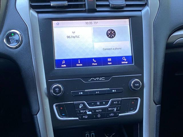 2020 Ford Fusion SE