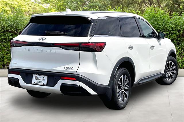 2023 INFINITI QX60 PURE AWD