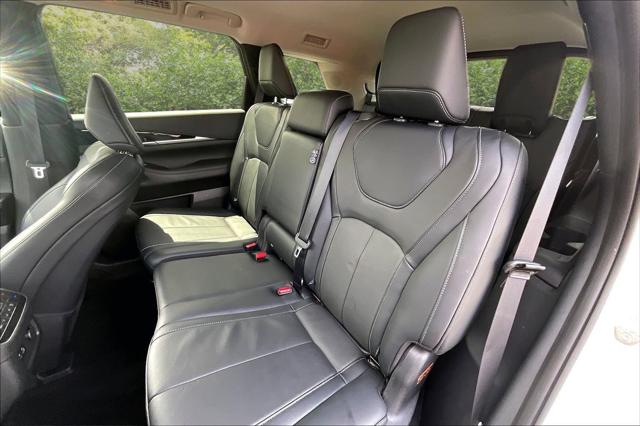 2023 INFINITI QX60 PURE AWD