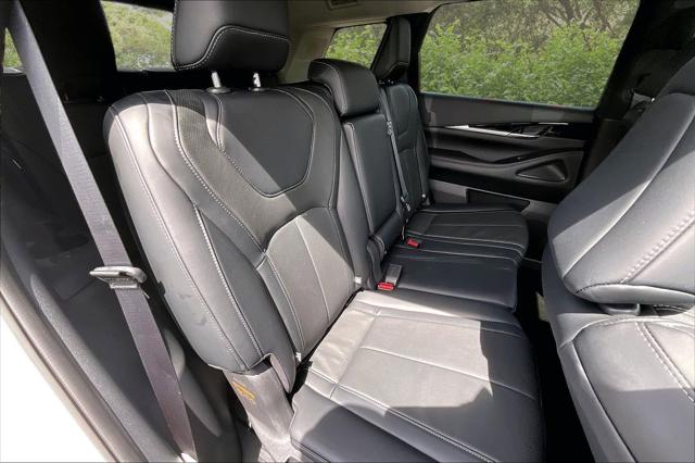 2023 INFINITI QX60 PURE AWD