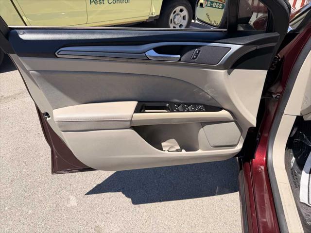 2017 Ford Fusion SE