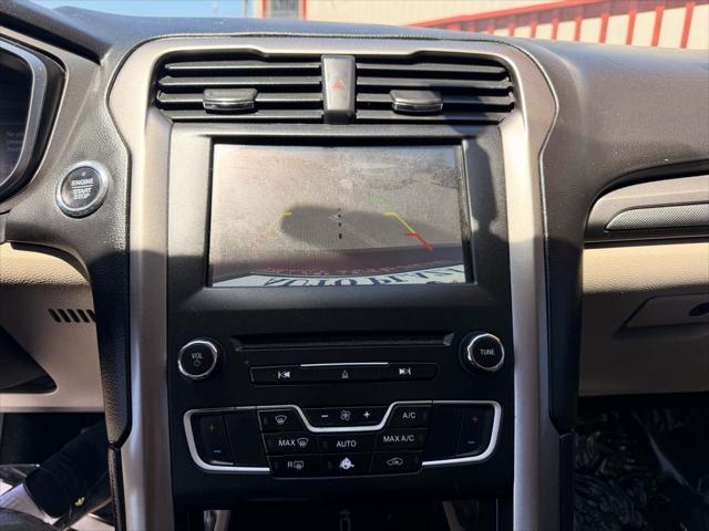 2017 Ford Fusion SE