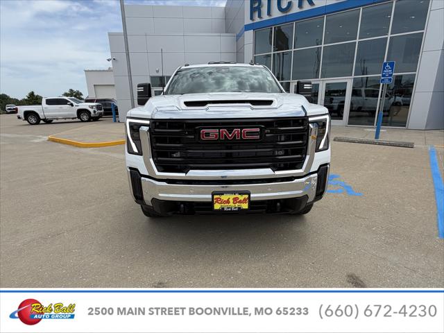 2026 GMC Sierra 3500HD Crew Cab, Long Bed, Pro Dual Rear Wheel, 4WD