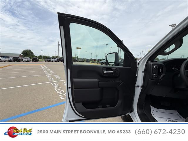 2026 GMC Sierra 3500HD Crew Cab, Long Bed, Pro Dual Rear Wheel, 4WD