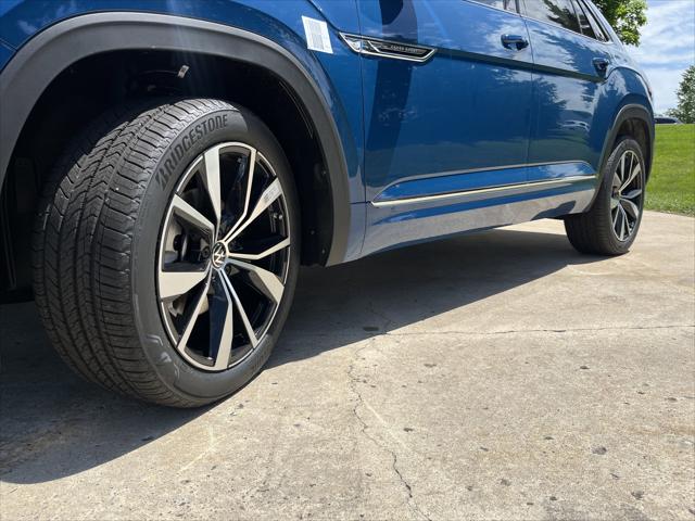 2026 Volkswagen Atlas Cross Sport SEL Premium R-Line