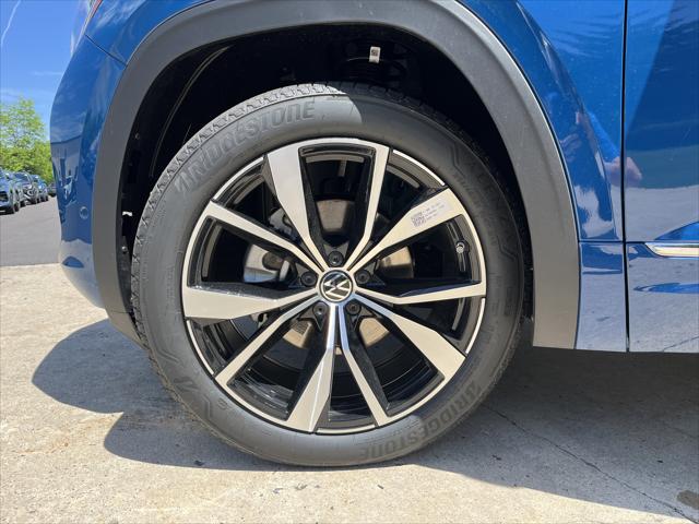 2026 Volkswagen Atlas Cross Sport SEL Premium R-Line