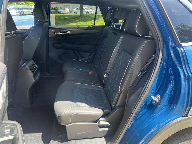 2026 Volkswagen Atlas Cross Sport SEL Premium R-Line