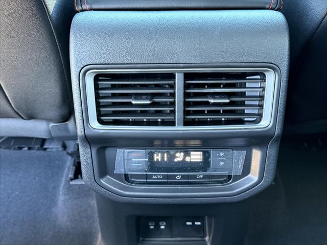 2026 Volkswagen Atlas Peak Edition