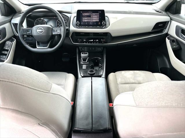 2025 Nissan Rogue SV Intelligent AWD