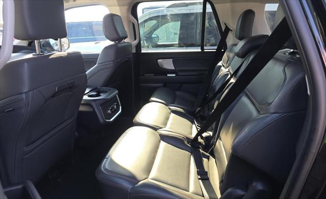 2025 Ford Expedition Active MAX