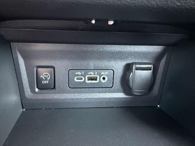 2024 Nissan Sentra SV Xtronic CVT