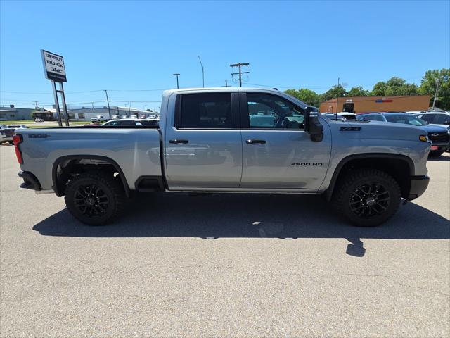 2026 Chevrolet Silverado 2500HD Crew Cab, Standard Bed, LT, 4WD