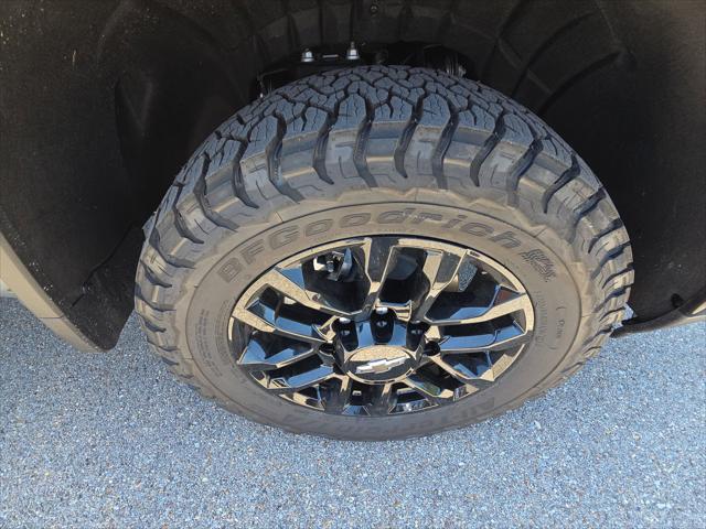 2026 Chevrolet Silverado 2500HD Crew Cab, Standard Bed, LT, 4WD