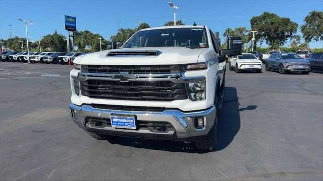 2026 Chevrolet Silverado 3500HD Crew Cab, Standard Bed, LT, 4WD