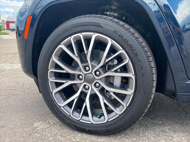 2026 Jeep Grand Cherokee L Summit 4x4