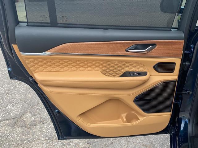 2026 Jeep Grand Cherokee L Summit 4x4
