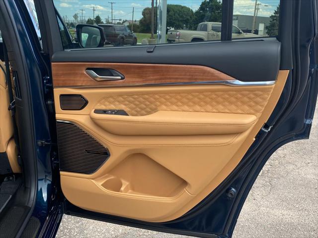 2026 Jeep Grand Cherokee L Summit 4x4