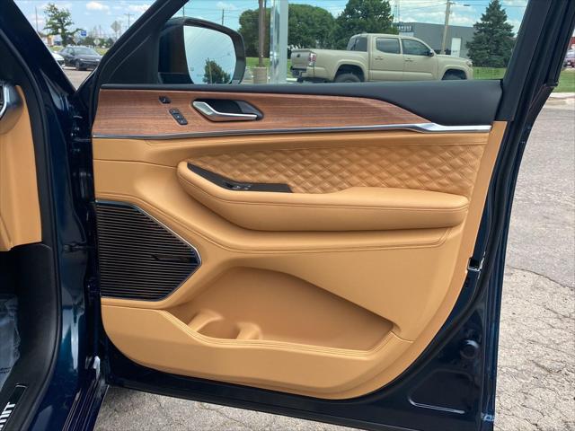 2026 Jeep Grand Cherokee L Summit 4x4