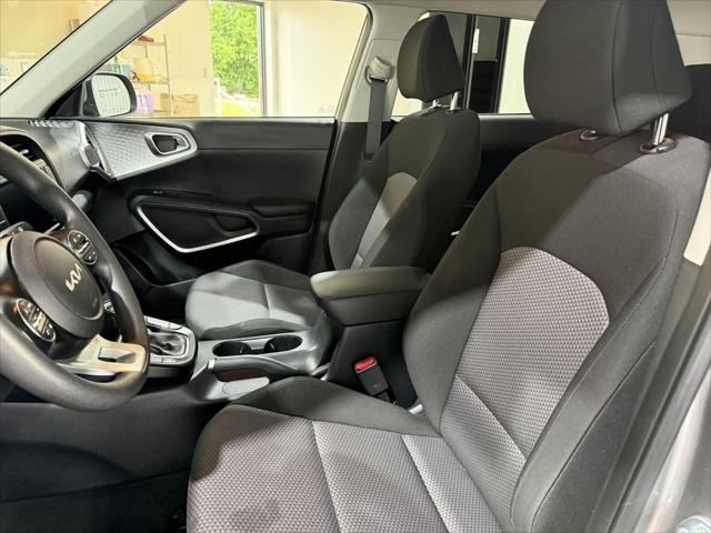 2024 Kia Soul LX