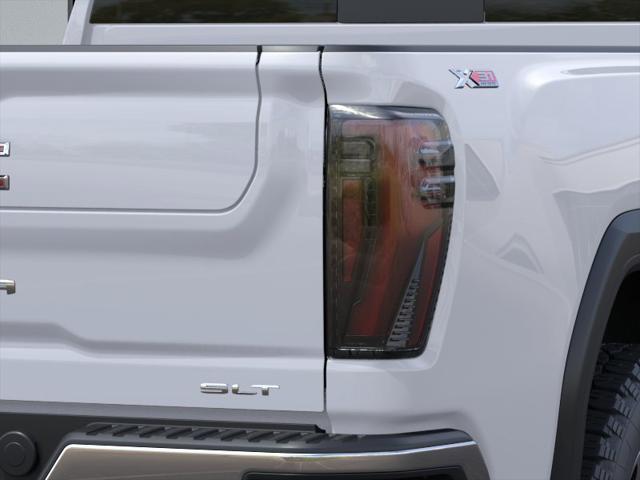 2026 GMC Sierra 2500HD Crew Cab, Standard Bed, SLT, 4WD