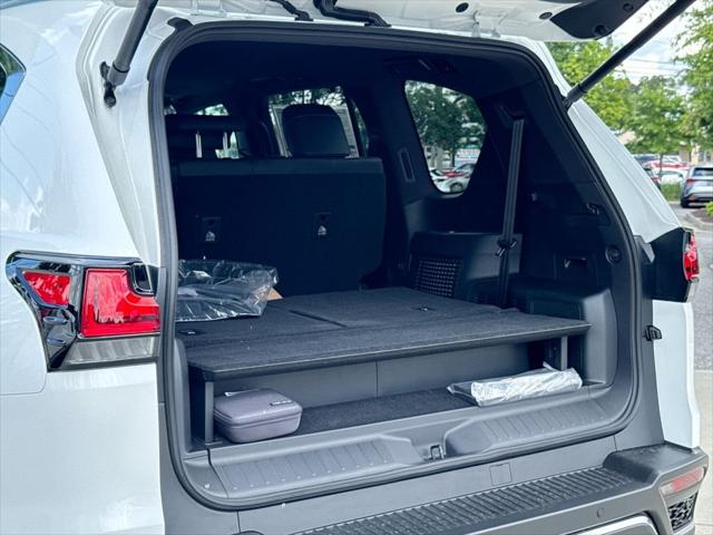 2026 Lexus LX F SPORT Handling