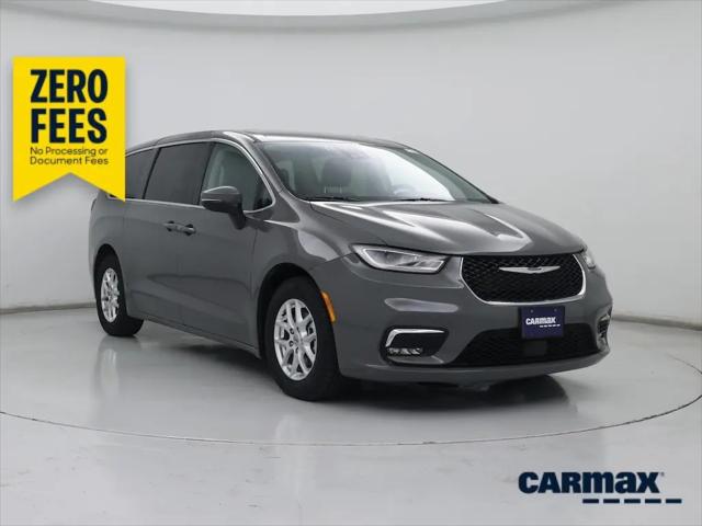 2023 Chrysler Pacifica Touring L for sale in Hamilton, NJ