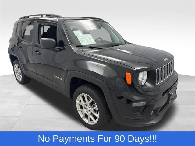 2023 Jeep Renegade Latitude 4x4 for sale in Portage, WI