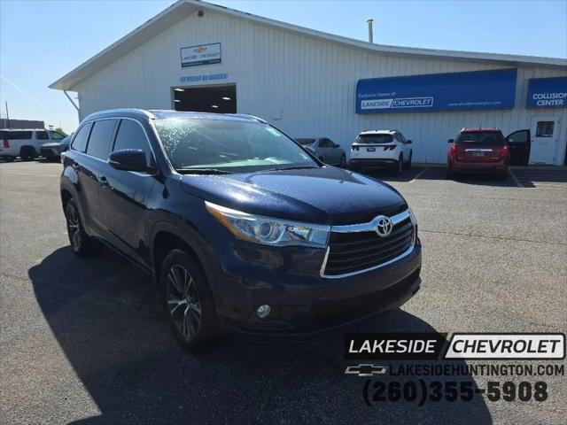 2016 Toyota Highlander XLE V6 for sale in Huntington, IN