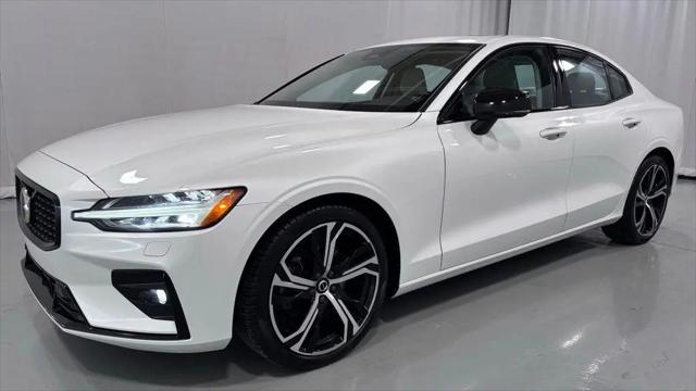 2023 Volvo S60 B5 Core Dark Theme for sale in Willoughby, OH