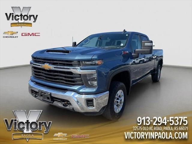 2024 Chevrolet Silverado 2500HD 4WD Crew Cab Standard Bed LT for sale in Paola, KS