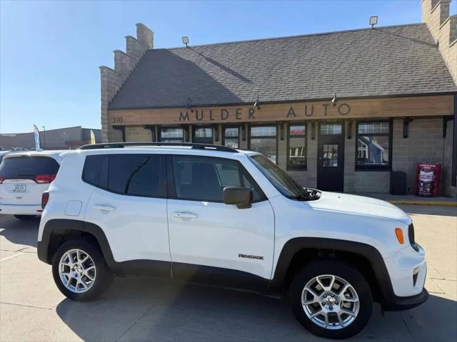 2022 Jeep Renegade Latitude 4x4 for sale in Orange City, IA