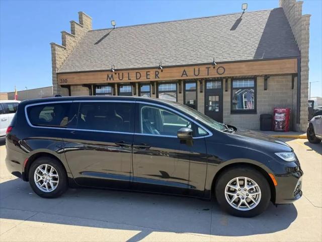 2023 Chrysler Pacifica Touring L for sale in Orange City, IA