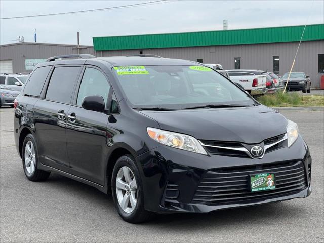 2020 Toyota Sienna LE