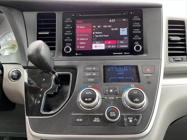 2020 Toyota Sienna LE