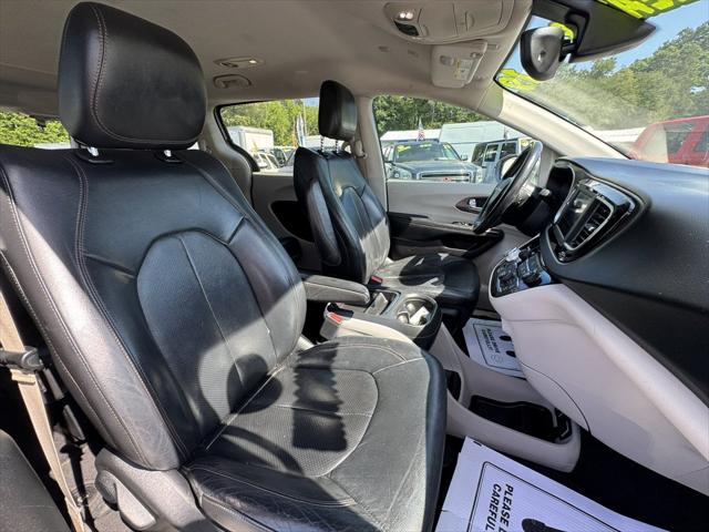 2019 Chrysler Pacifica Touring L