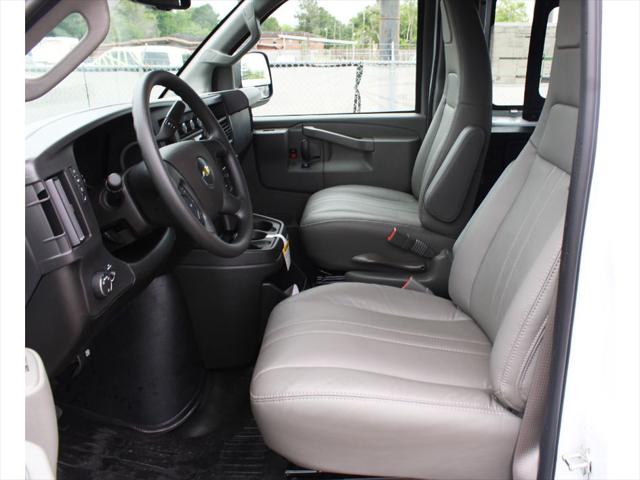 2026 Chevrolet Express Cargo Van 2500 Extended Wheelbase, WT, RWD