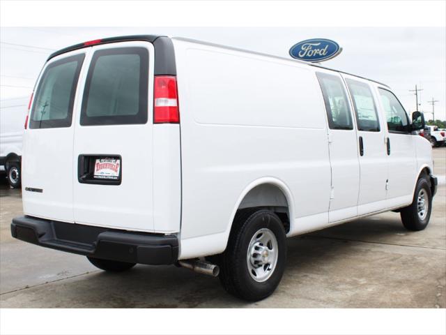 2026 Chevrolet Express Cargo Van 2500 Extended Wheelbase, WT, RWD