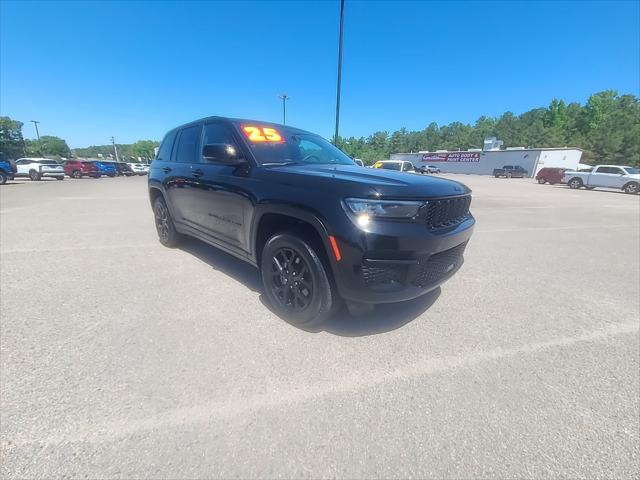 2025 Jeep Grand Cherokee Altitude 4x4