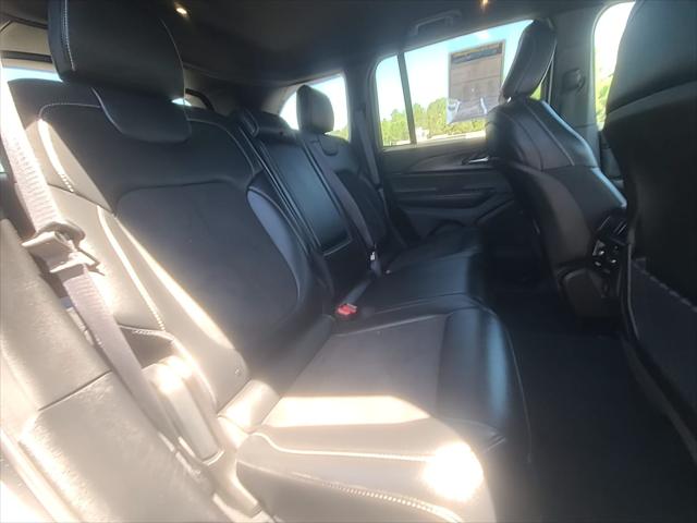 2025 Jeep Grand Cherokee Altitude 4x4