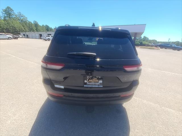 2025 Jeep Grand Cherokee Altitude 4x4