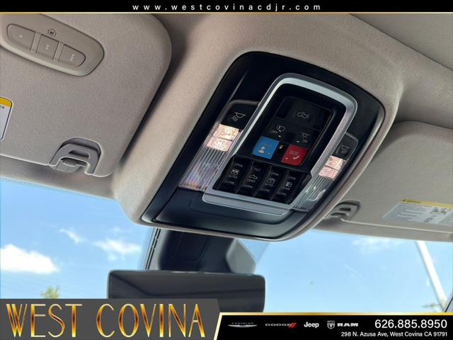 2026 Ram 1500 Tungsten Crew Cab 4x4 57 Box