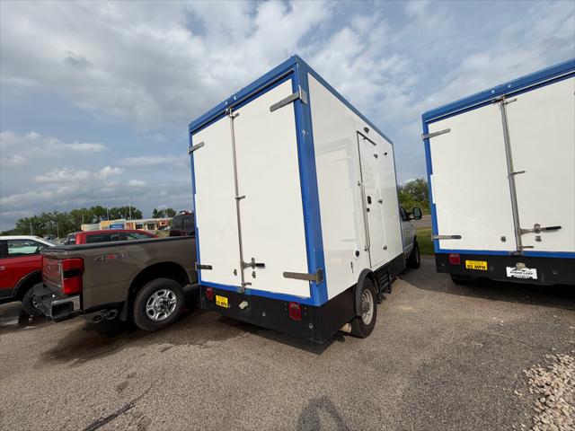 2023 Ford E-350 Cutaway Base