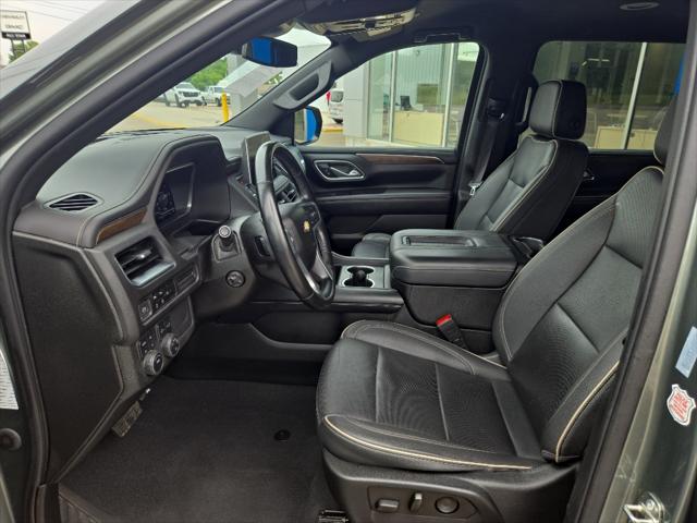 2023 Chevrolet Suburban 4WD Premier