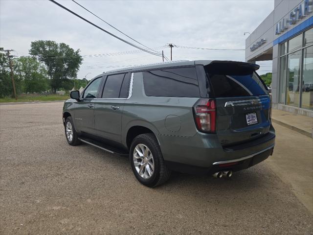 2023 Chevrolet Suburban 4WD Premier