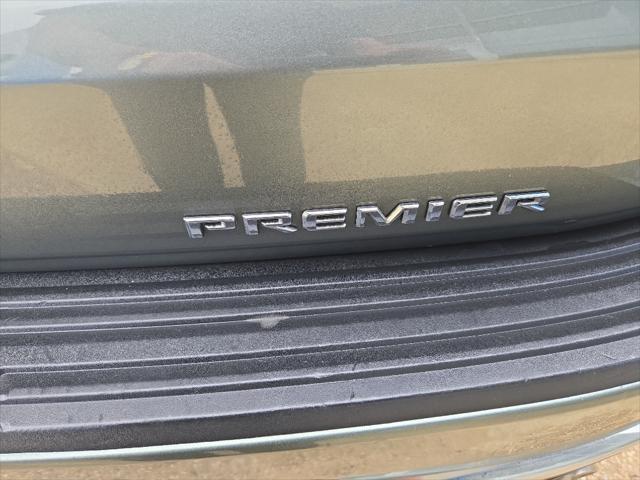 2023 Chevrolet Suburban 4WD Premier