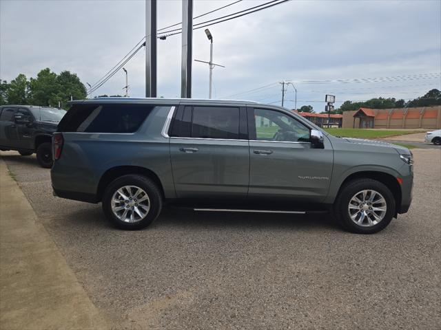 2023 Chevrolet Suburban 4WD Premier