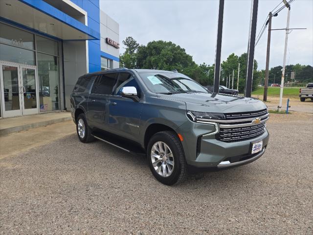 2023 Chevrolet Suburban 4WD Premier